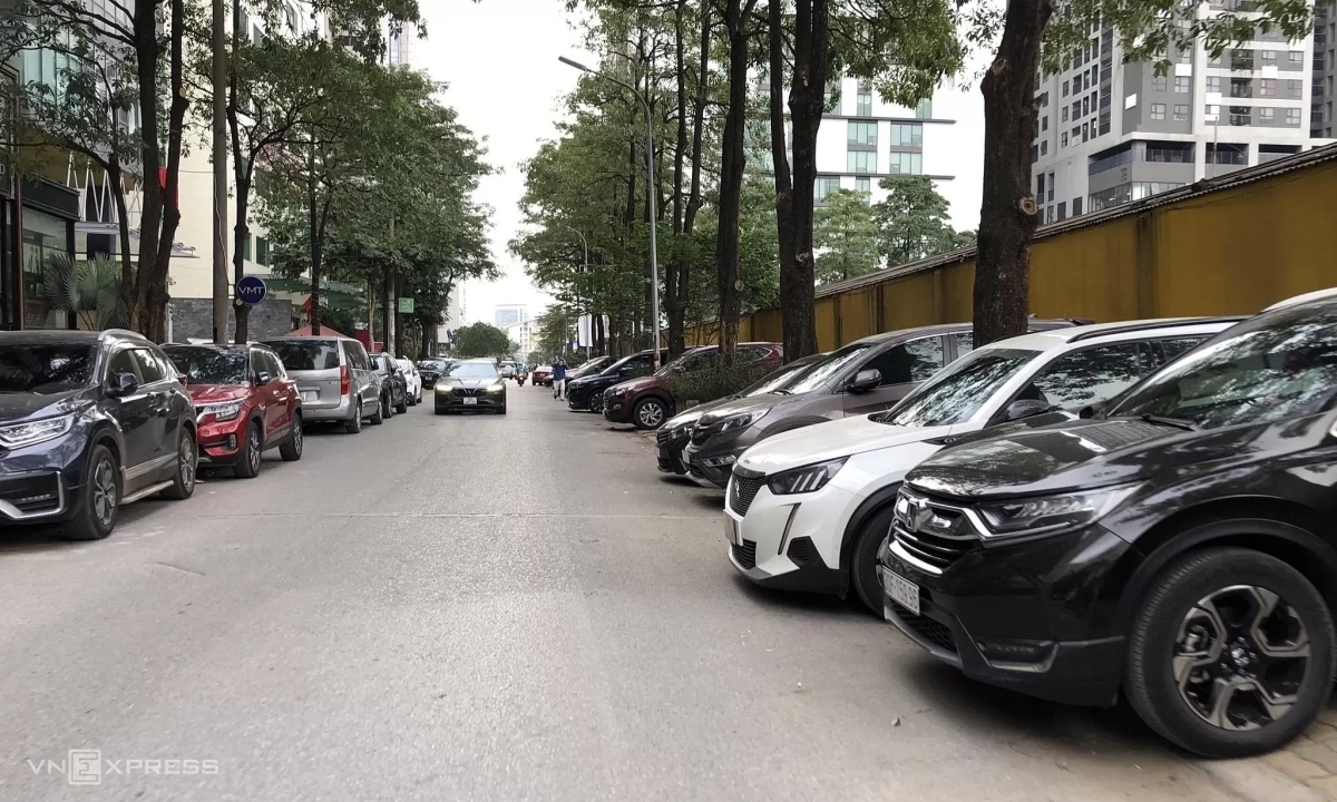 Hà Nội dự kiến thu phí vỉa hè tối đa 400.000 đồng mỗi m2